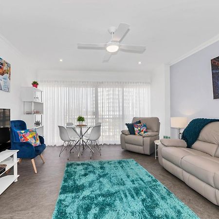 Studio 11 Mandurah Marina 외부 사진