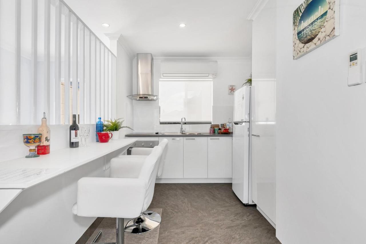 Studio 11 Mandurah Marina 외부 사진